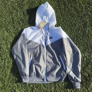 Nike Windbreaker Jacket White Grey Brand New w Tag Size S